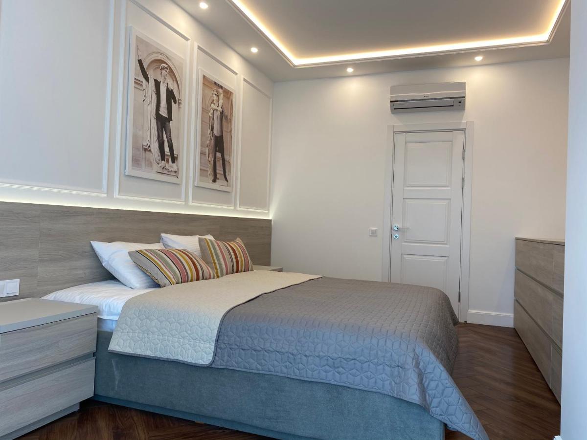 Modern Classic 2 Bedroom Apartment Near Most City Dnipro Eksteriør bilde