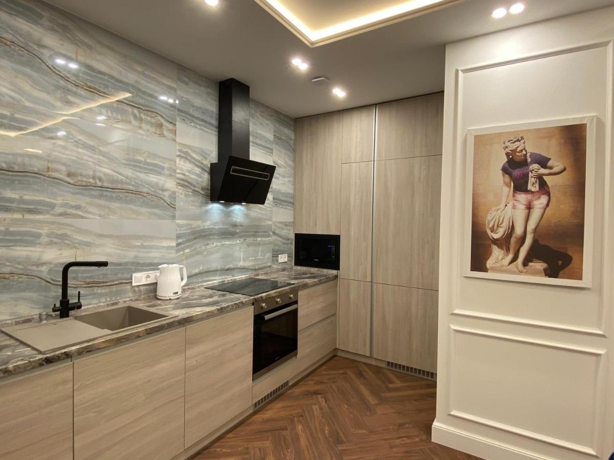 Modern Classic 2 Bedroom Apartment Near Most City Dnipro Eksteriør bilde