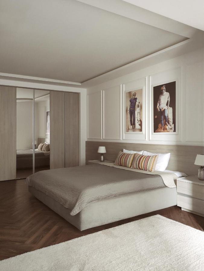 Modern Classic 2 Bedroom Apartment Near Most City Dnipro Eksteriør bilde