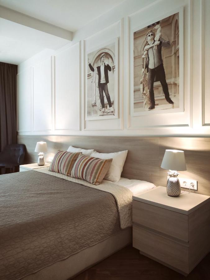 Modern Classic 2 Bedroom Apartment Near Most City Dnipro Eksteriør bilde