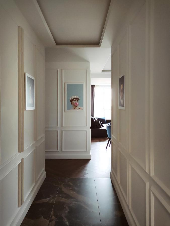 Modern Classic 2 Bedroom Apartment Near Most City Dnipro Eksteriør bilde